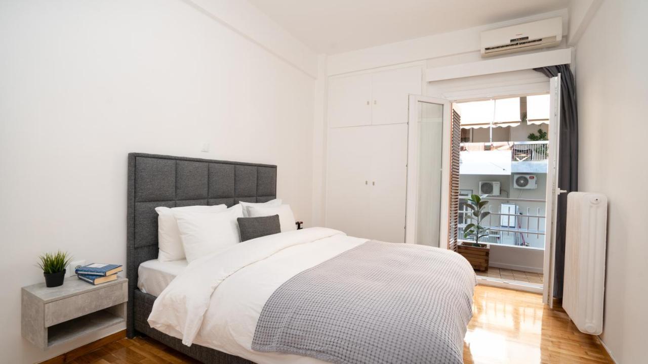 City Center Apt. On A Traffic Free Street Atene Esterno foto