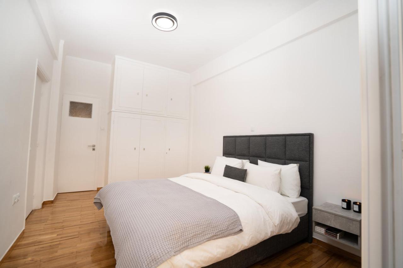City Center Apt. On A Traffic Free Street Atene Esterno foto